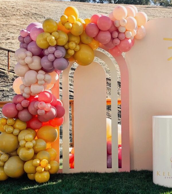 Flat Multi Arch wall with center arch 7x4 - Image 2