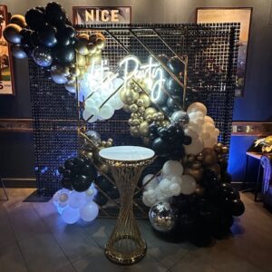 Black Shimmer Wall 8x8