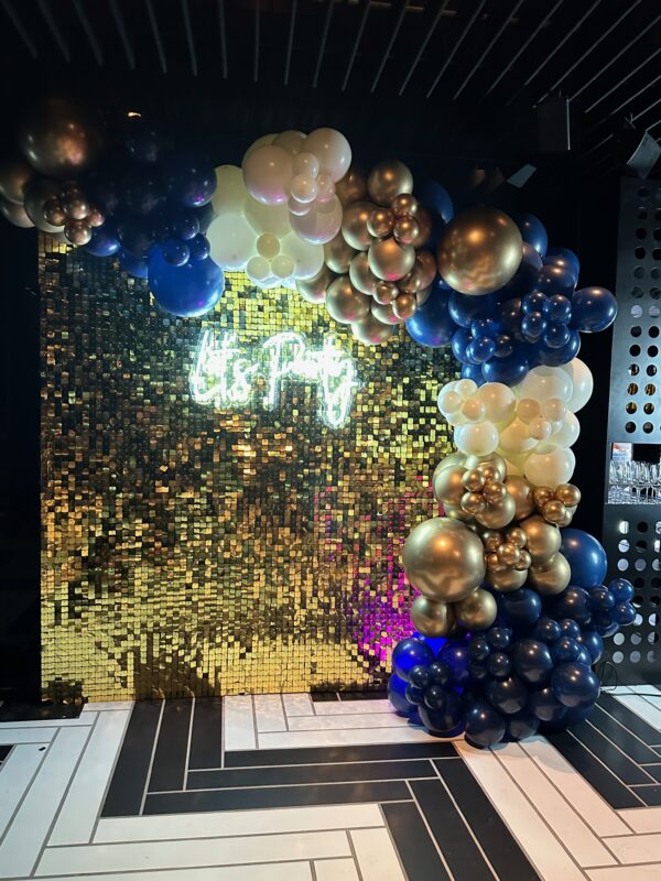 Gold Shimmer Wall 8x8