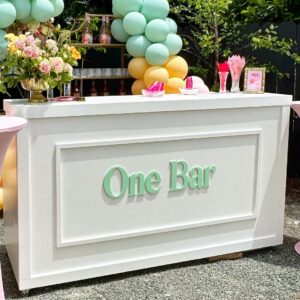 White Bar