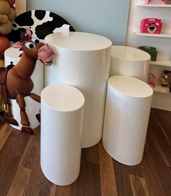 White Cylinder Plinth