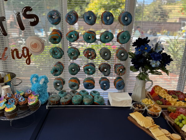 Table top Donut Wall - Image 3